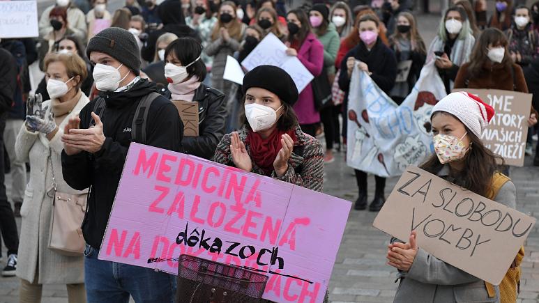 Slovakia Menolak Usulan UU Yang Membatasi Akses Aborsi
